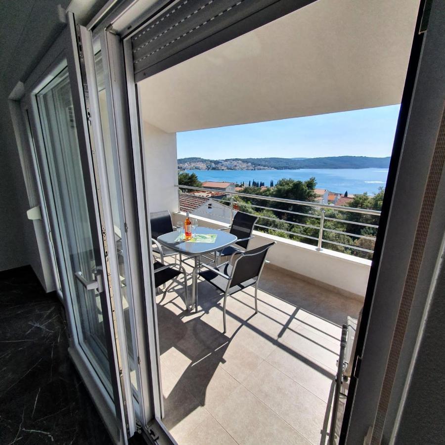 Villa Botic Trogir Bagian luar foto