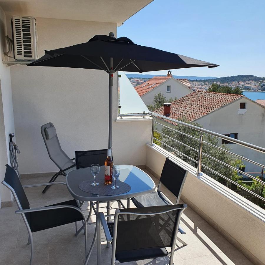 Villa Botic Trogir Bagian luar foto