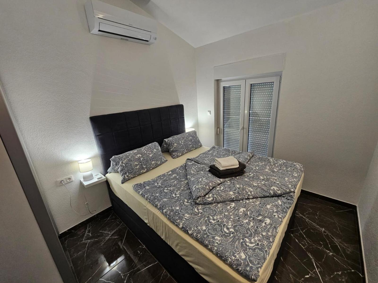 Villa Botic Trogir Bagian luar foto