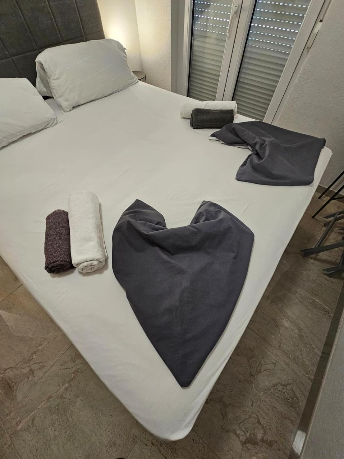 Villa Botic Trogir Bagian luar foto