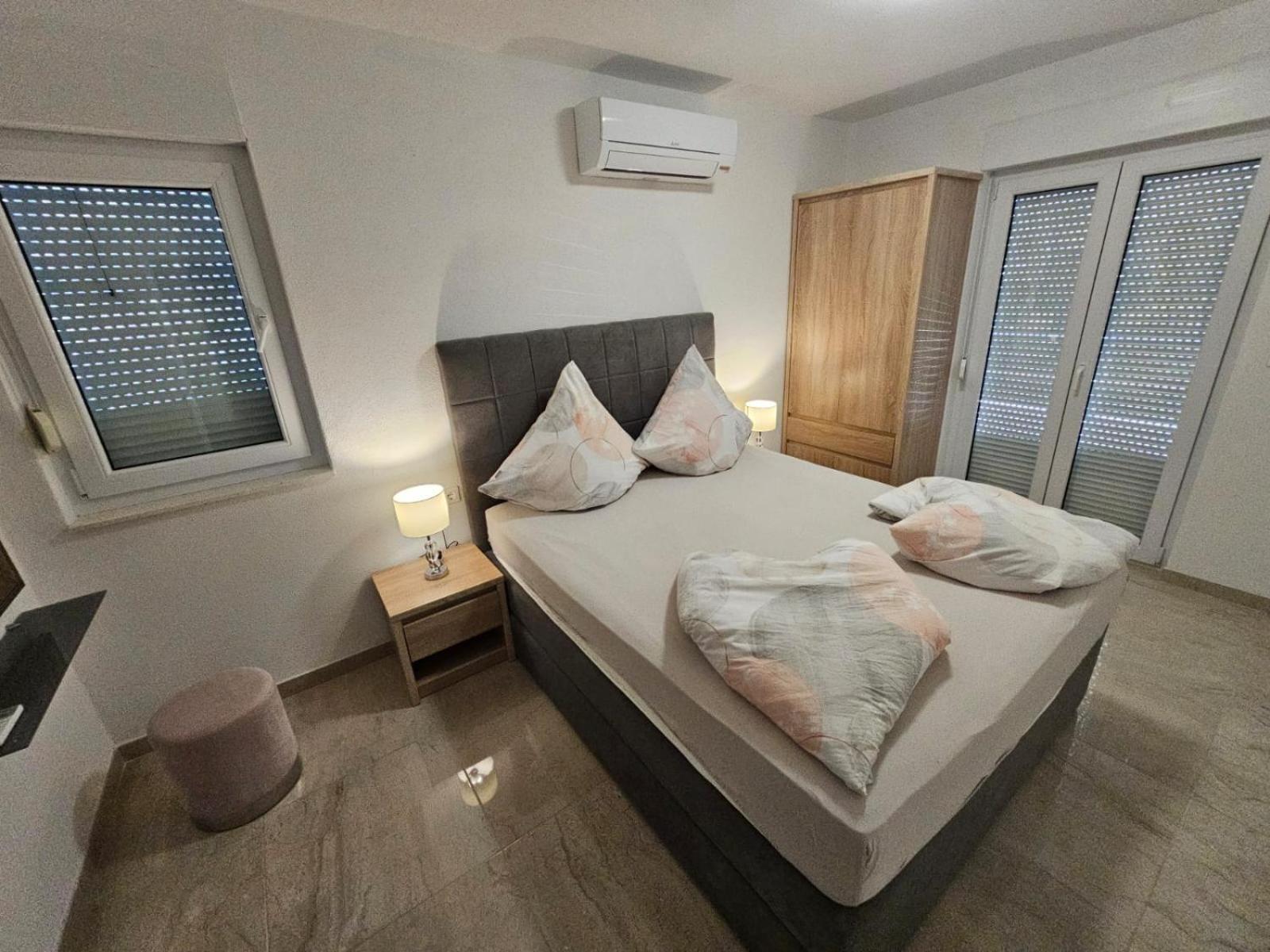Villa Botic Trogir Bagian luar foto
